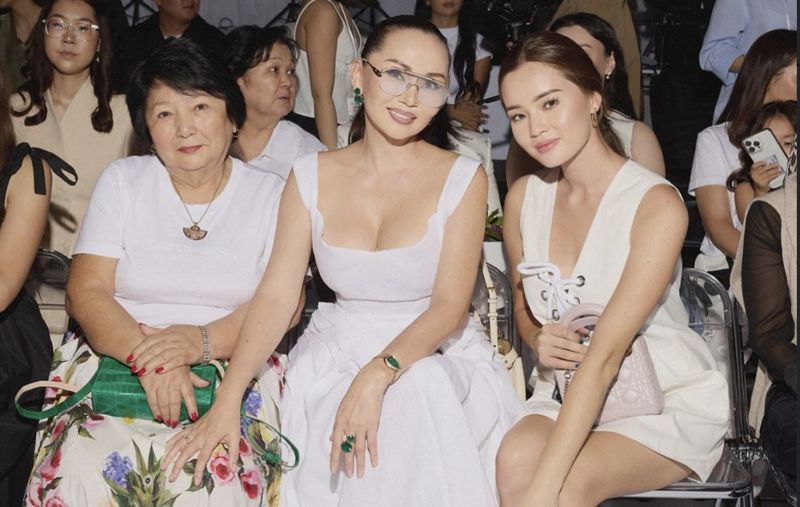 То, чего не сделал родной отец: Турсен Алагузов подарил Айару Бахытбек Porsche