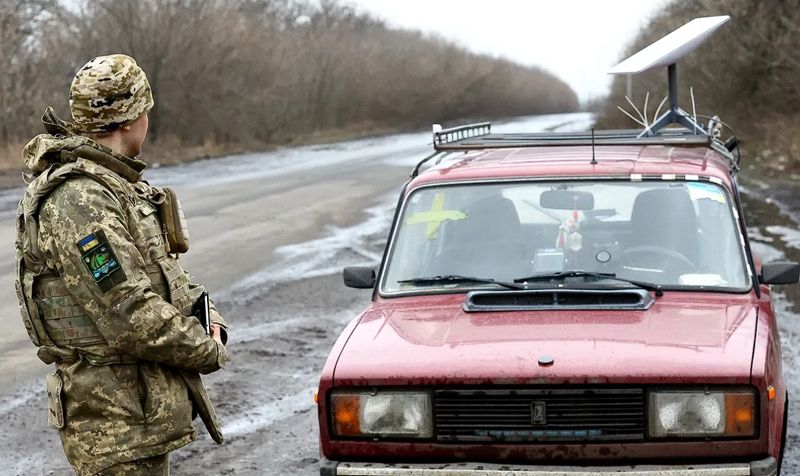 Из-за полезных ископаемых США может ограничить доступ к Интернету Украине - Reuters