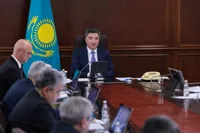 Бектенов раздал 