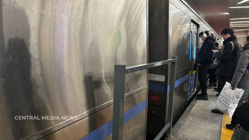 Дорогое удовольствие: ограждения как в Японии обойдутся метро Алматы в 10 млрд тенге