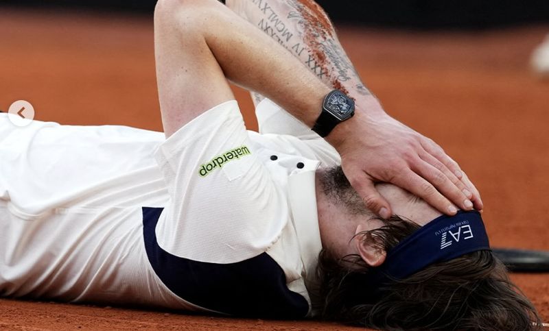 Бублик выбыл из Уимблдона-2025 после поражения в первом круге