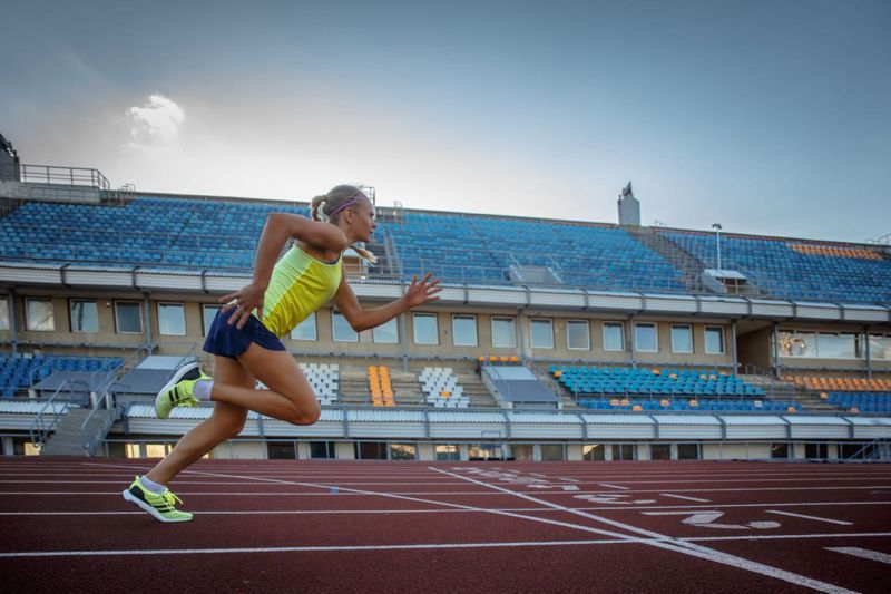 Запрет на финансирование легионеров и лимиты для клубов: сенат одобрил поправки
