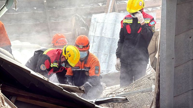 Взрыв в микрорайоне Шапагат в Алматы: погиб мужчина