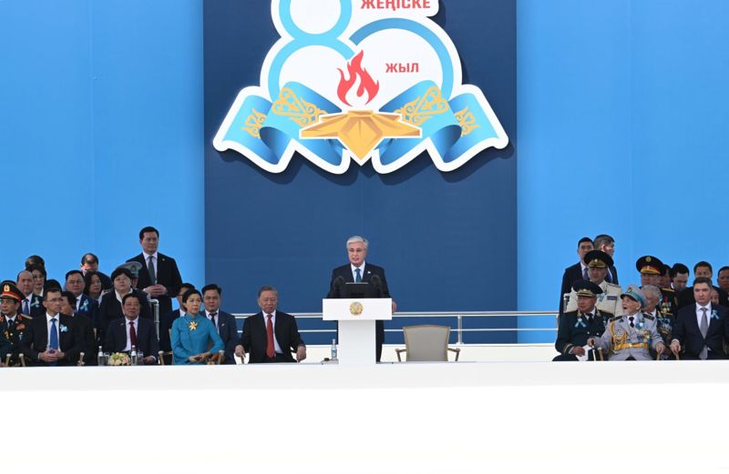 С 80-летием Победы в Великой Отечественной войне поздравил казахстанцев президент