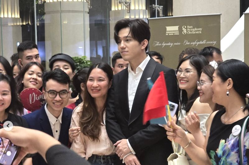 В семье Димаша Кудайбергена произошло радостное событие