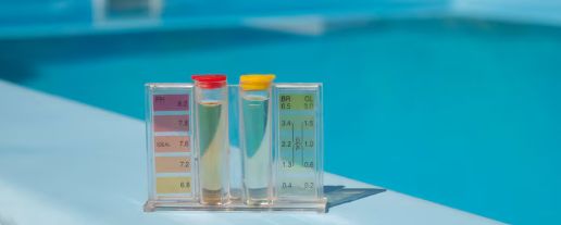 В Атырау 12 детей отравились парами хлора в аквапарке