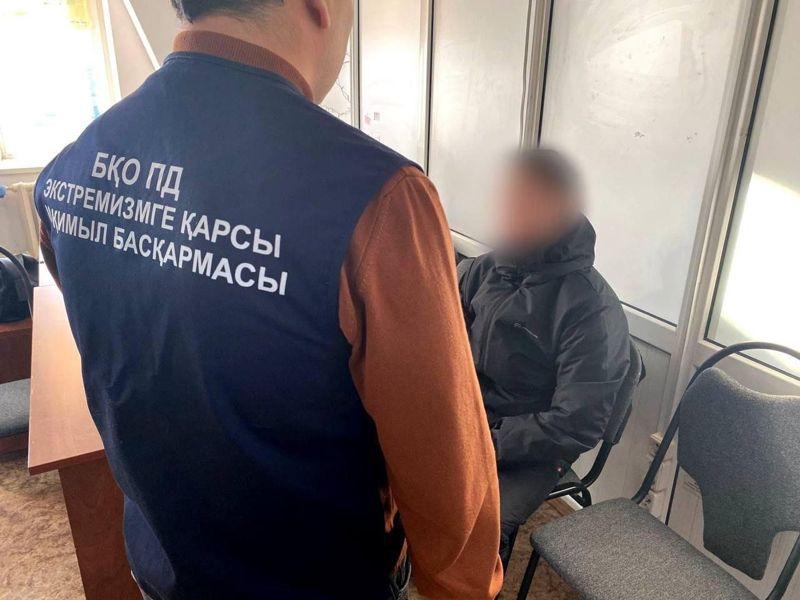 Обещал выгодно продать телефоны: родных братьев обманули на пять млн тенге в ЗКО