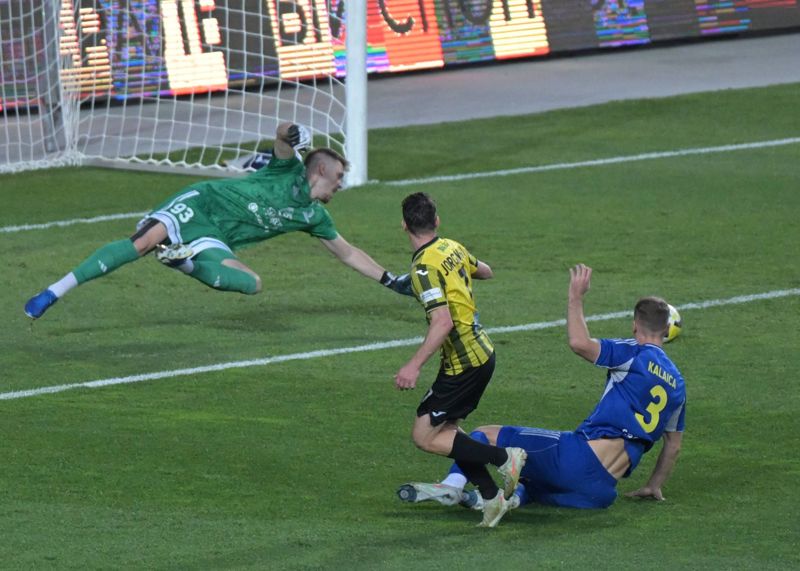 «Кайрат» стал пятикратным чемпионом Казахстана и установил рекорд по медалям