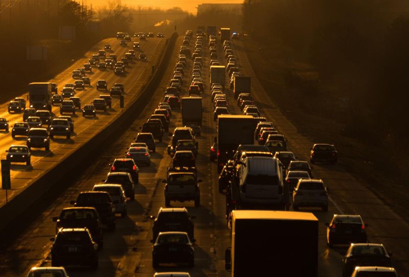 Қазақстанда бір айда 168 мыңнан астам көлік тіркелді