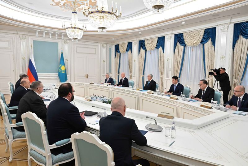 Визит Путина, инвестиции и торговля: о чём говорили в Астане Токаев и Мишустин