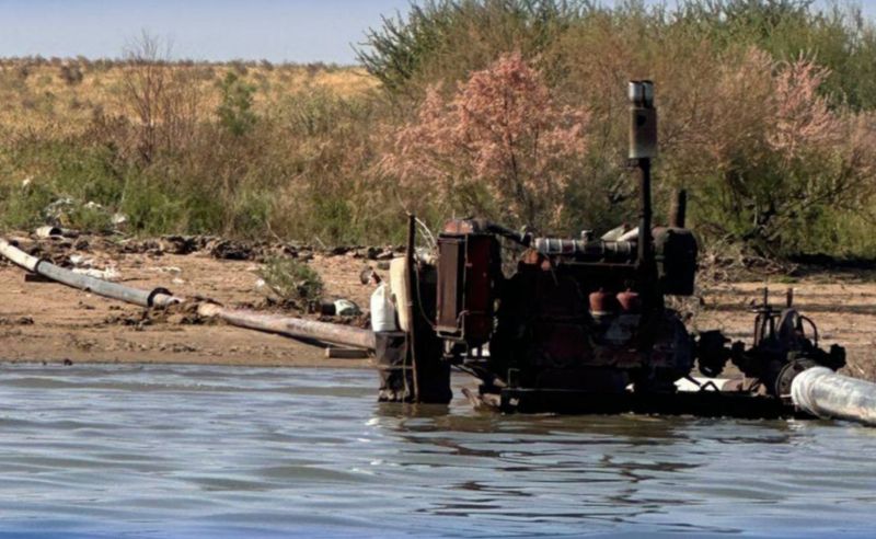 24 насоса незаконно качали воду из Шардаринского водохранилища