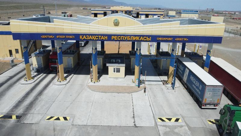 Новый автомобильный пункт пропуска открыли на границе с Китаем