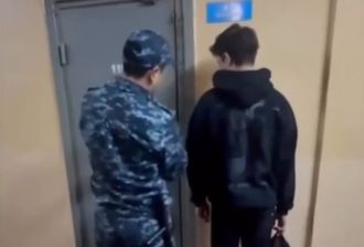 Том Круз на минималках: байкер попытался сбежать от полиции, но получил 15 суток ареста