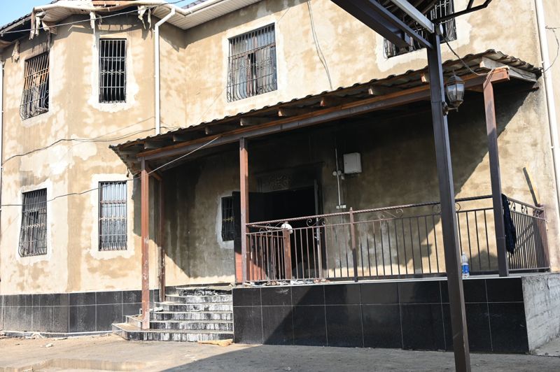 Состояние пострадавших при пожаре в частном доме остаётся стабильно тяжёлым