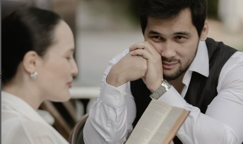 "Казахские Джоли и Брэд": Камшат Жолдыбаева впервые появилась на публике с мужем