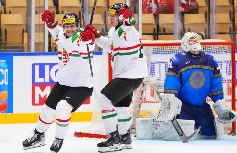 Сборная Казахстана проиграла Венгрии в матче чемпионата мира по хоккею