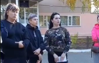 Подростка поместили в психдиспансер после визита в школу в Караганде