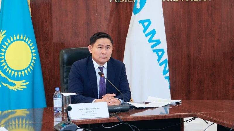 Токаев освободил от должности министра юстиции