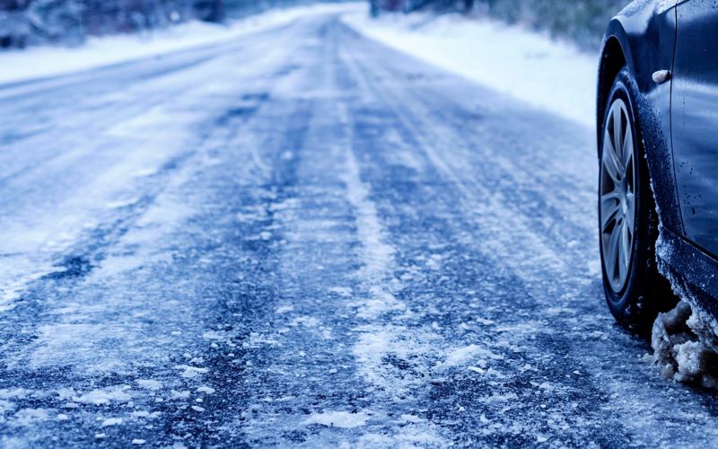 ШҚО тас жолында көлік апатынан төрт адам қаза тапты