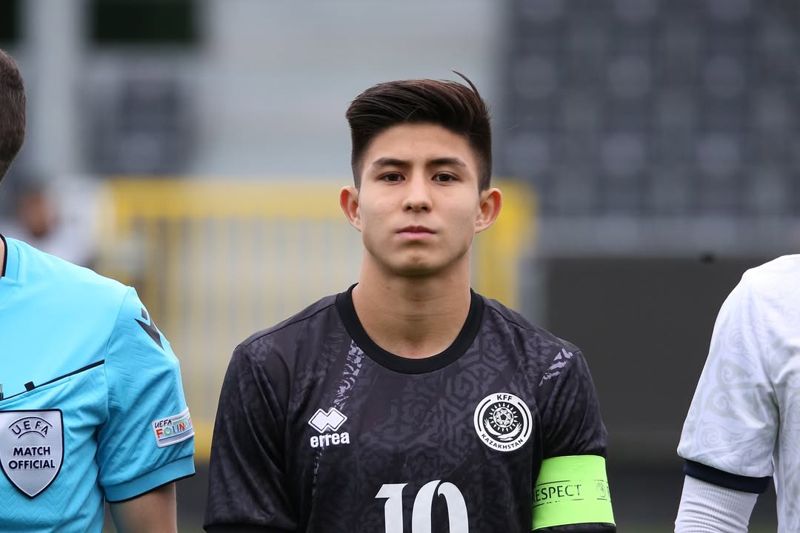 Футболист Дастан Сатпаев вошёл в топ самых дорогих молодых игроков
