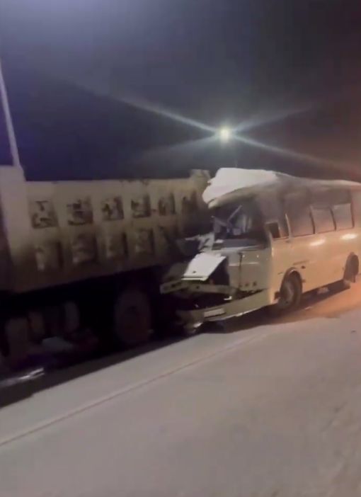 Қарағанды облысында автобус жүк көлігіне соғылғаннан адам қаза тапты