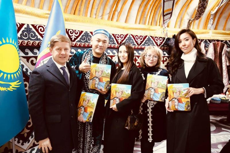 Сборник казахских сказок на украинском языке издали в Киеве