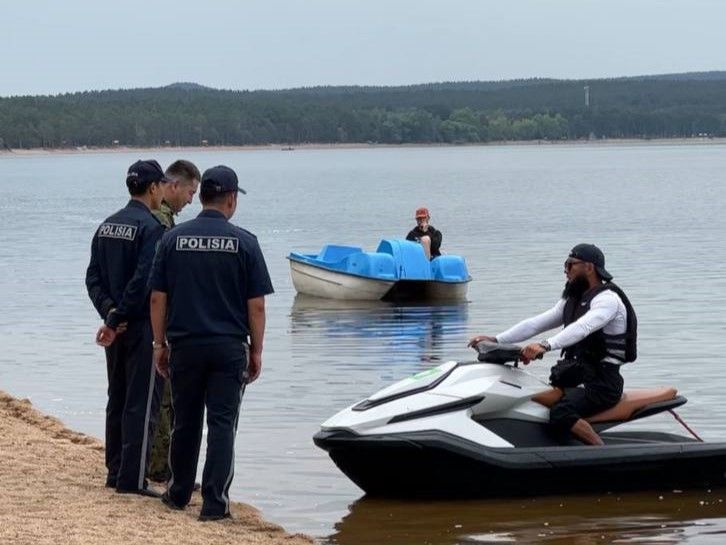Алкоголь, дети без присмотра и мусор: что не так с отдыхом в Бурабае?
