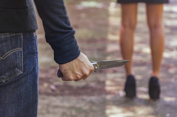 Мужчина с ножом бросался на прохожих в Талгаре