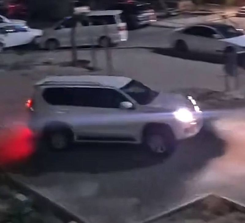 Дерзкий подросток на Prado гонял по дворам, удирая от полиции в Актау