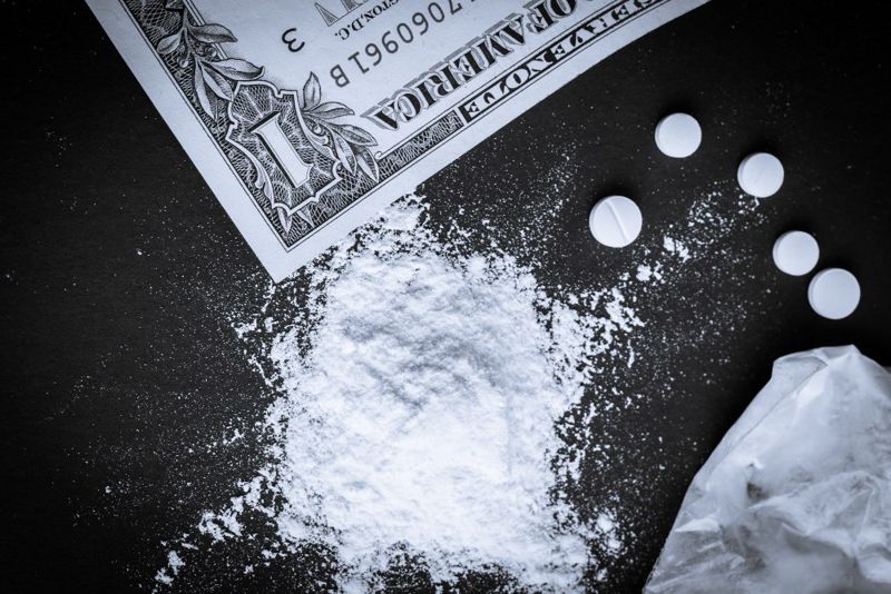 Наркомагазины с оборотом более 100 млн долларов: в Павлодаре пресекли деятельность иностранцев