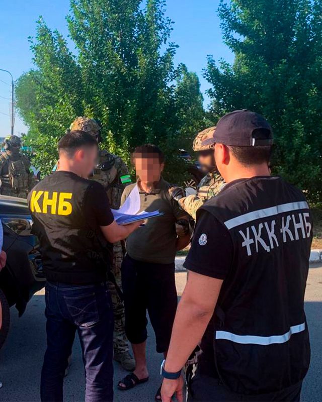 В Уральске банда занималась вымогательством у бизнесменов