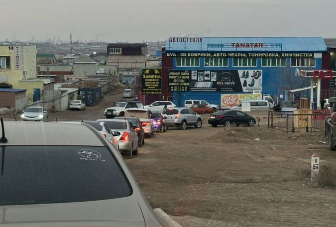 Очереди на газовых заправках наблюдают жители Актау