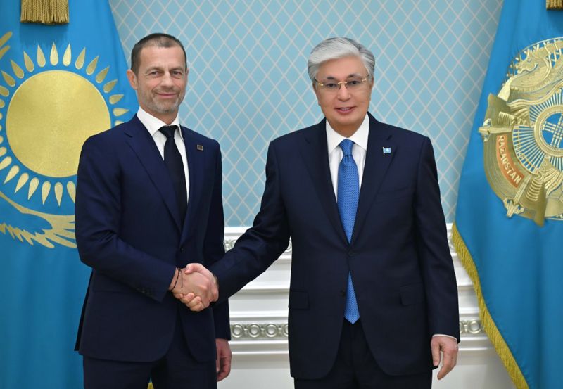 Токаев принял президента УЕФА Александера Чеферина