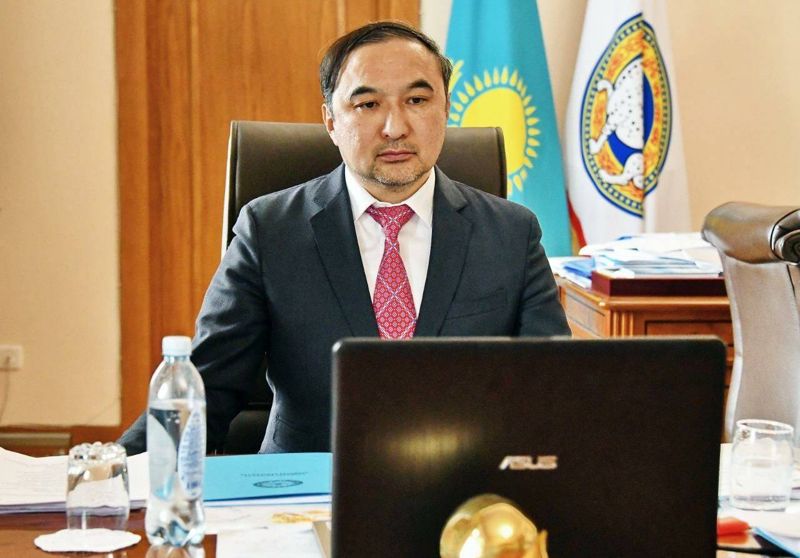 Столичные полицейские арестовали экс-замакима Алматы