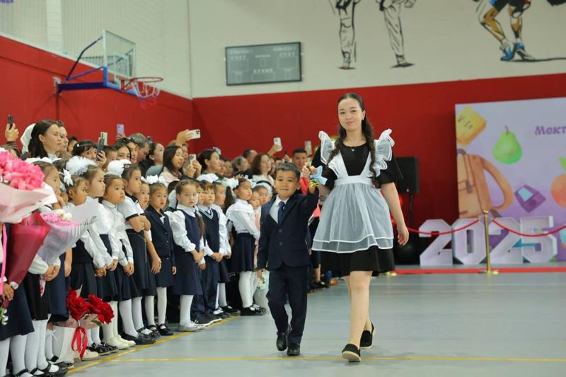 Новый 2025–2026 учебный год: 4,1 миллиона школьников сели за парты