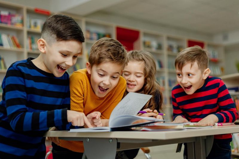 «Дети Казахстана» и «Адал азамат»: президент представил две программы по защите и воспитанию детей