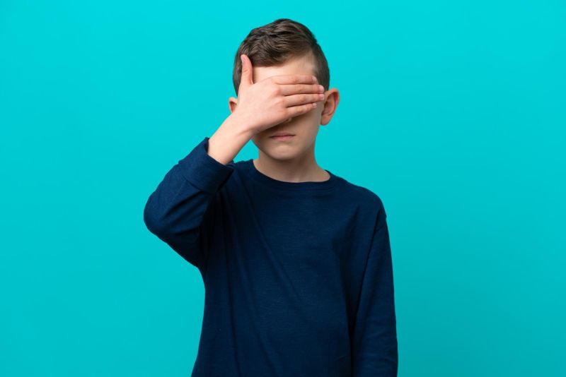 Наносит ребёнку травму: в Минпросвещения призвали не тиражировать видео избиения подростка в Семее