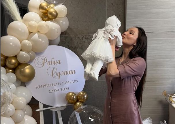 Я знала, что будет девочка: жена Кайрата Нуртаса раскрыла имя пятого ребёнка