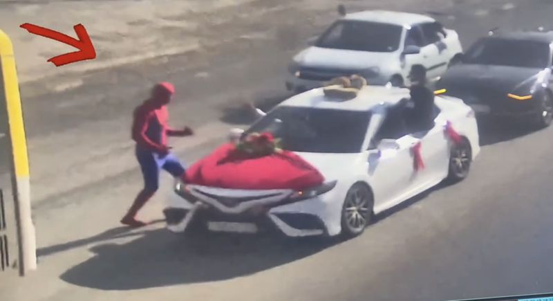 Паутина нарушений: полиция наказала Человека-паука и Бэтмена в Уральске