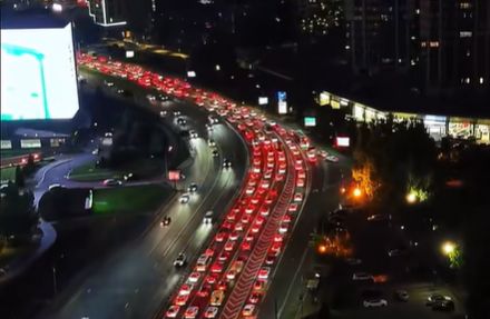 Алматыда түнде Әл-Фараби даңғылына Сейфуллиннен съезд жабылады