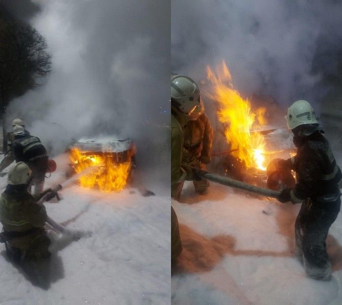 Автомобиль загорелся прямо на проезжей части в Алматы