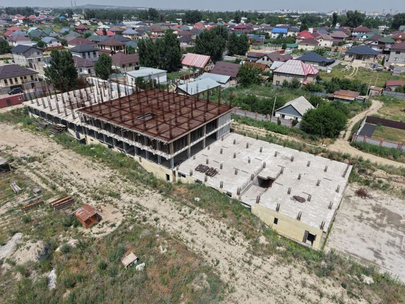 В Алматы сносят жилой комплекс Orda City