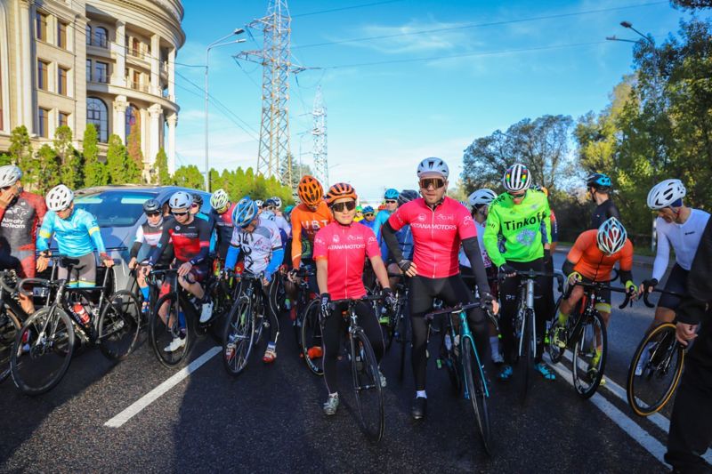 В Алматы ограничат движение транспорта из-за велогонки Giro d’Almaty 2025
