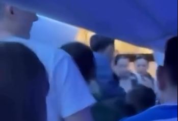 Вместо Тая – ИВС: пьяные пассажиры подрались на борту самолёта