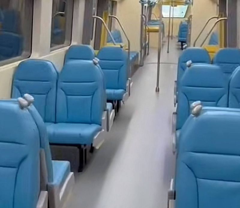 Стало известно, как выглядят вагоны столичного LRT изнутри