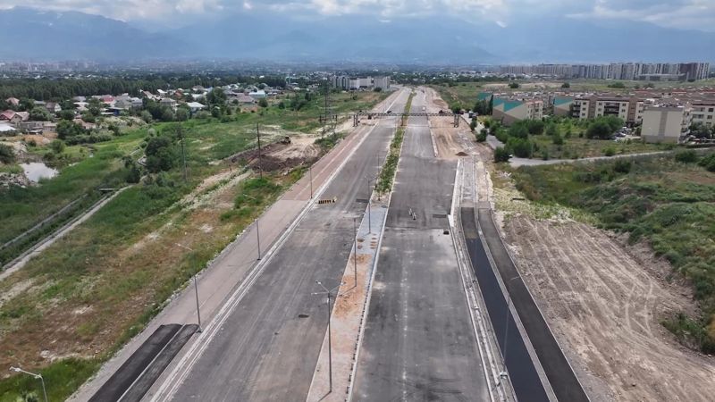 Пробивка проспекта Абая в Алматы: движение по новой дороге откроют в мае 2025 года