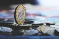 С начала года курс тенге укрепился на 2,4% &ndash; Нацбанк