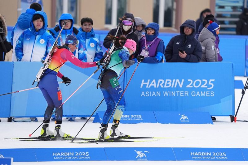 Казахстанские биатлонистки завоевали бронзу на Азиаде