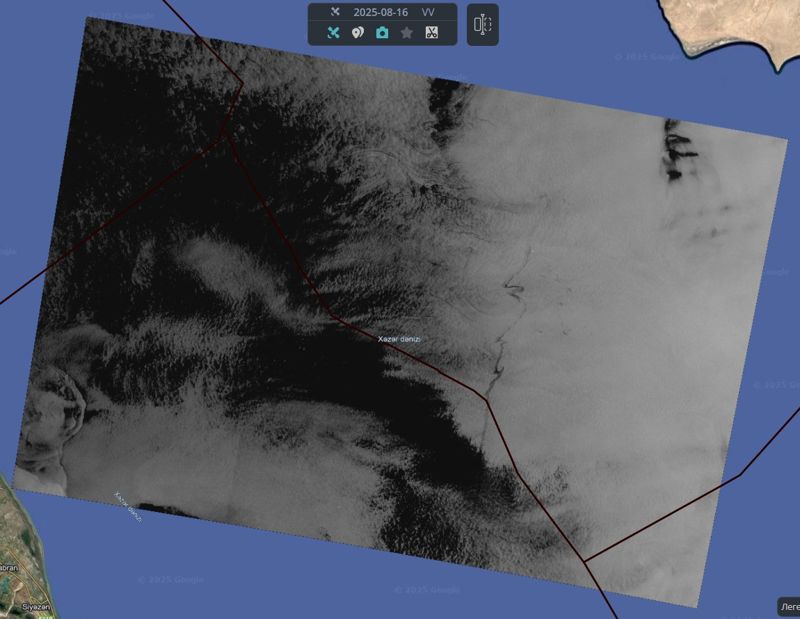 Чёрное пятно появилось в Каспийском море