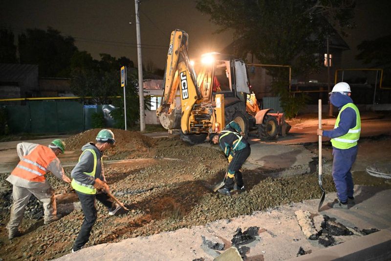 Провал асфальта в Алматы: компанию по технадзору лишили лицензии